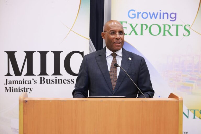 Senator the Hon. Aubyn Hill delivers his keynote remarks at the University of Technology’s Technology Innovator Centre ‘Know Your Numbers’ Pitch Showcase held at their Lecture Theatre on April 20, 2026.